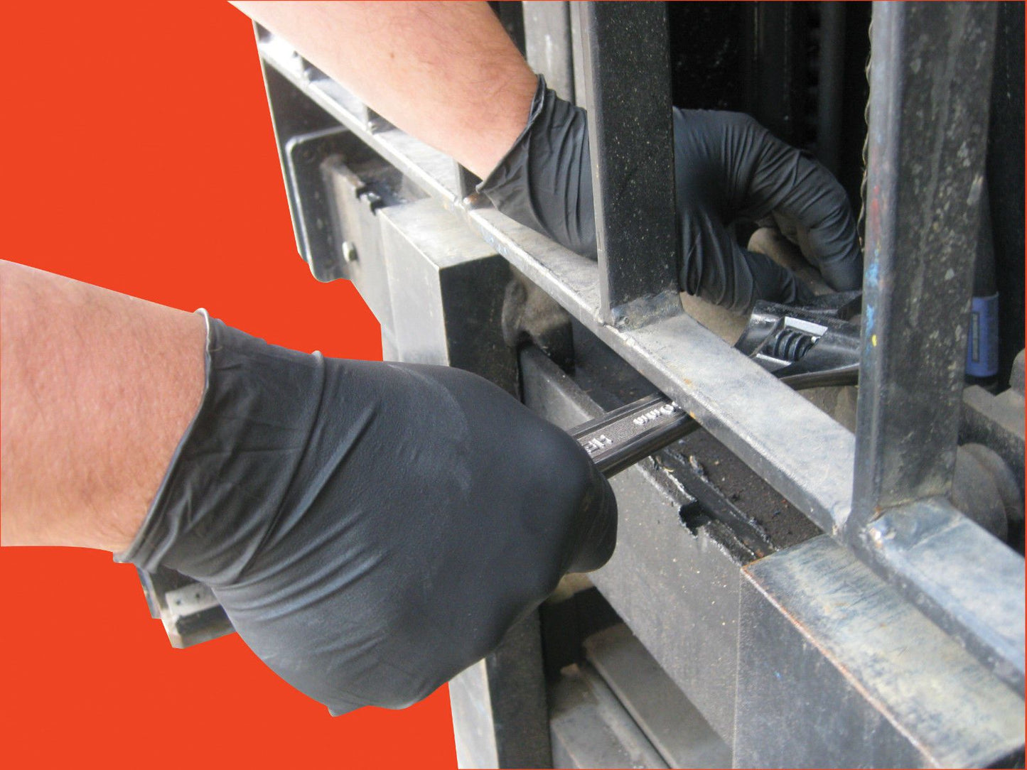 100 x Disposable Heavy Duty Black Nitrile Gloves